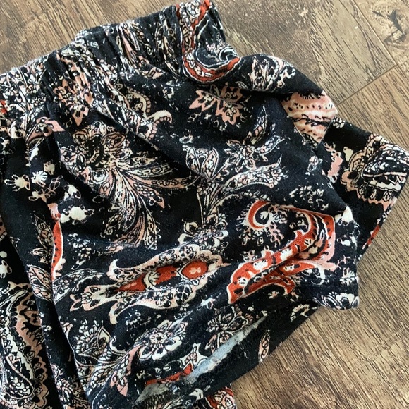 Off the shoulder boho top - Picture 2 of 4